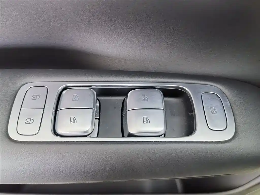 Changan Qiyuan Changan Qiyuan Q05 2026 506Max 2026 - thumbnail 9