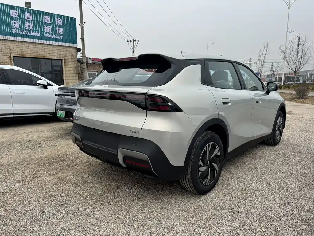Changan Qiyuan Changan Qiyuan Q05 405Air 2026 - thumbnail 9