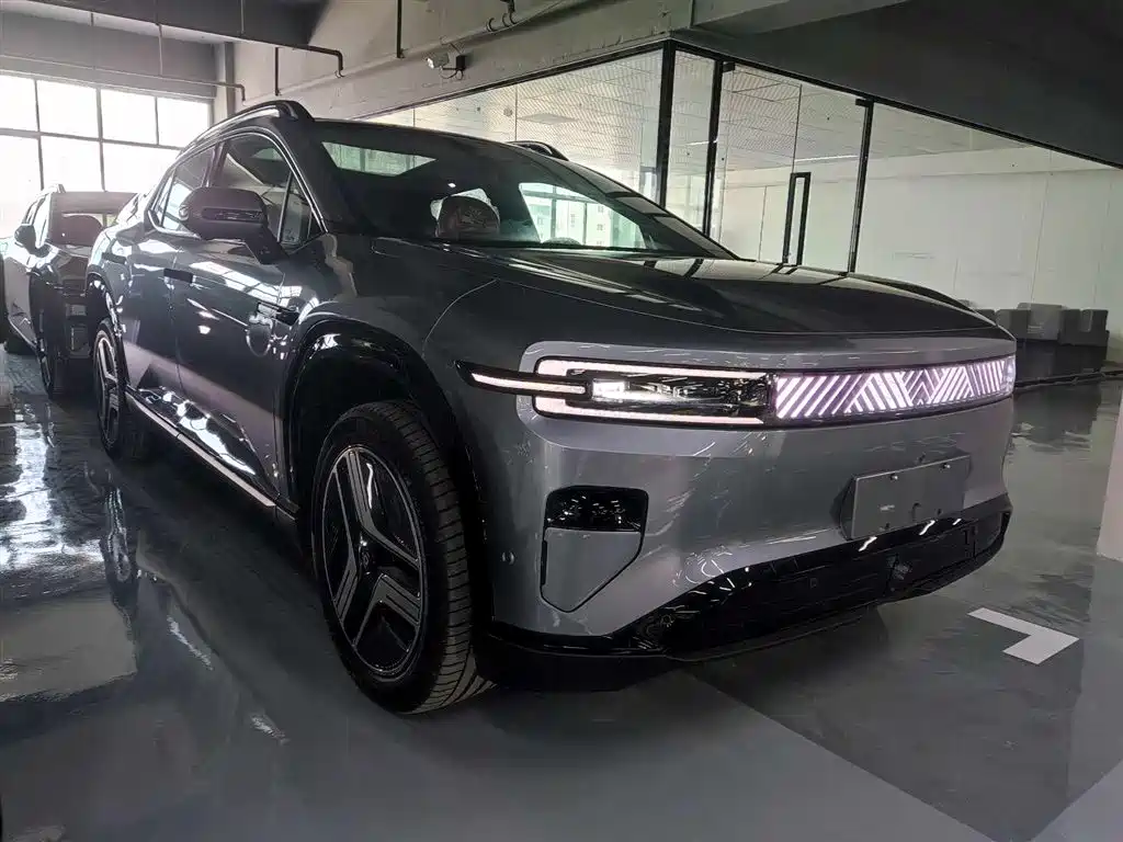 Changan Qiyuan Changan Qiyuan E07 2025 EV AWD 90kWh Max Intelligent Driving Edition 2026 - thumbnail 2