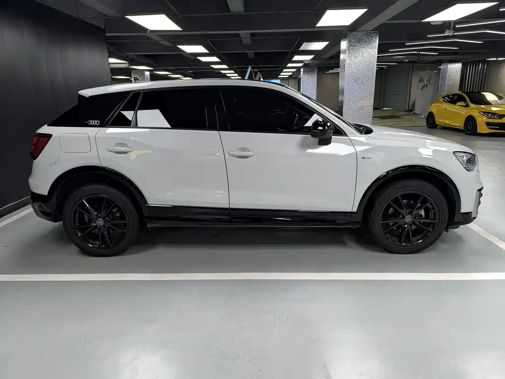 Audi Audi Q2L 2018 35 TFSI Launch Exclusive Edition国VI 2019 - thumbnail 4