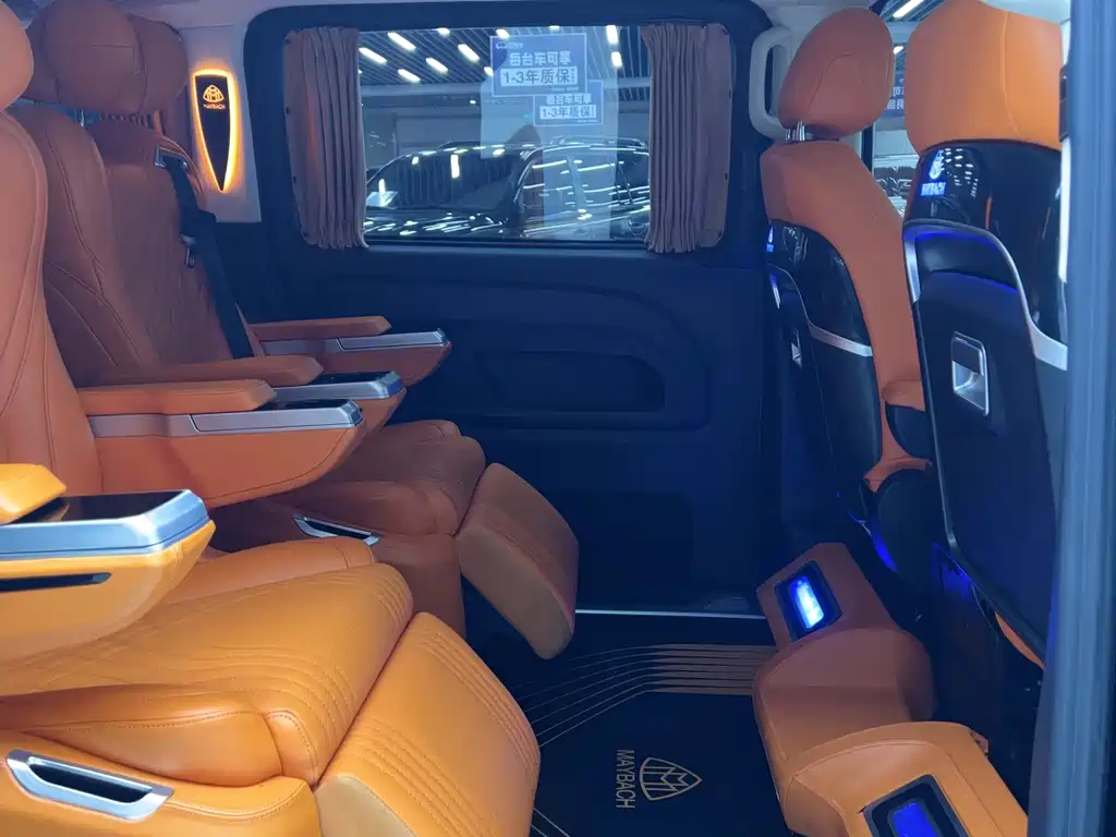 Mercedes-Benz Vito 2021 2.0T Business Edition 7-Seater 2022 - thumbnail 4