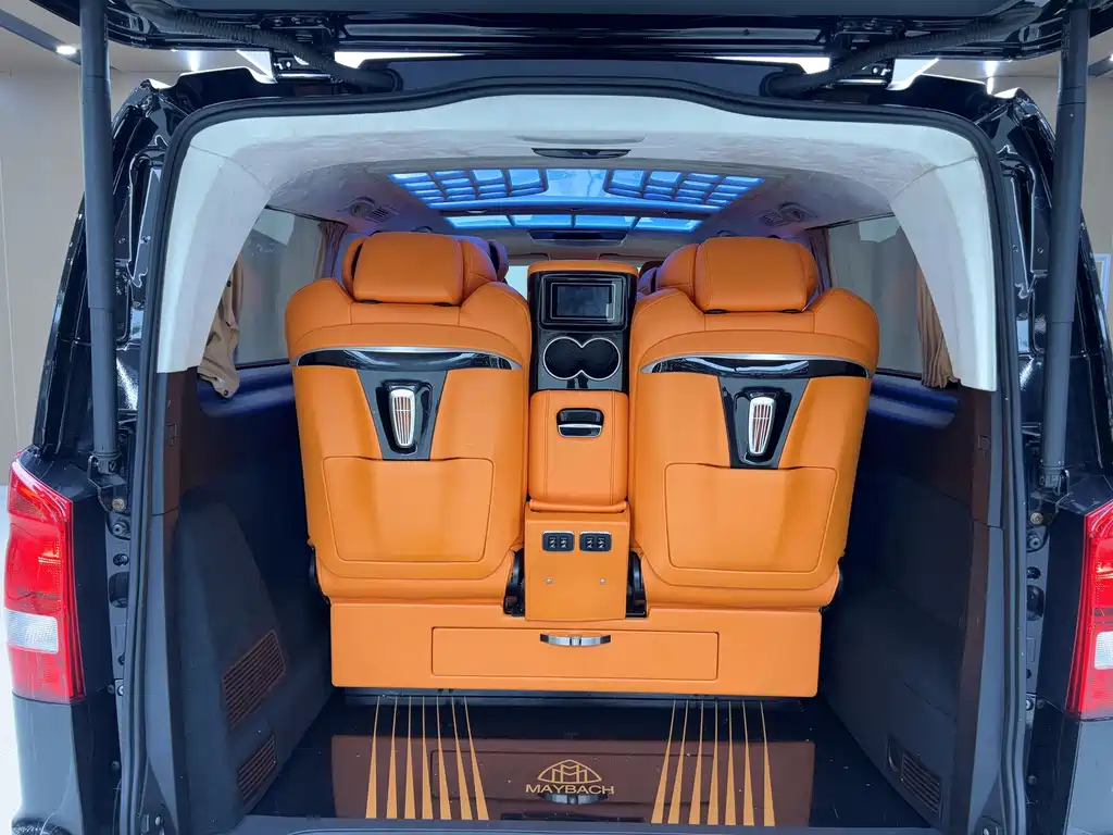 Mercedes-Benz Vito 2021 2.0T Business Edition 7-Seater 2022 - thumbnail 8