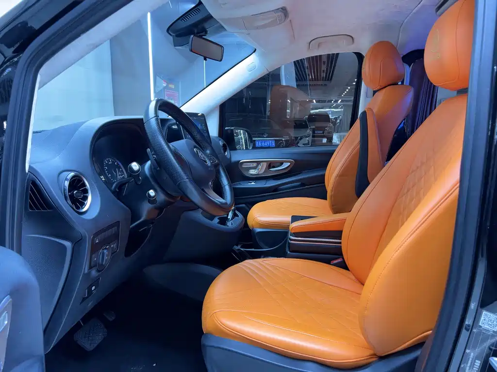 Mercedes-Benz Vito 2021 2.0T Business Edition 7-Seater 2022 - thumbnail 10