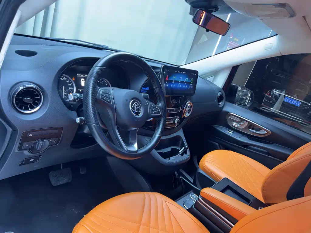 Mercedes-Benz Vito 2021 2.0T Business Edition 7-Seater 2022 - thumbnail 11