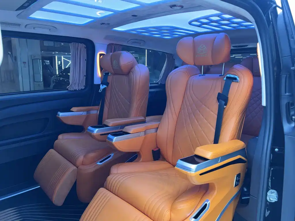Mercedes-Benz Vito 2021 2.0T Business Edition 7-Seater 2022 - thumbnail 12