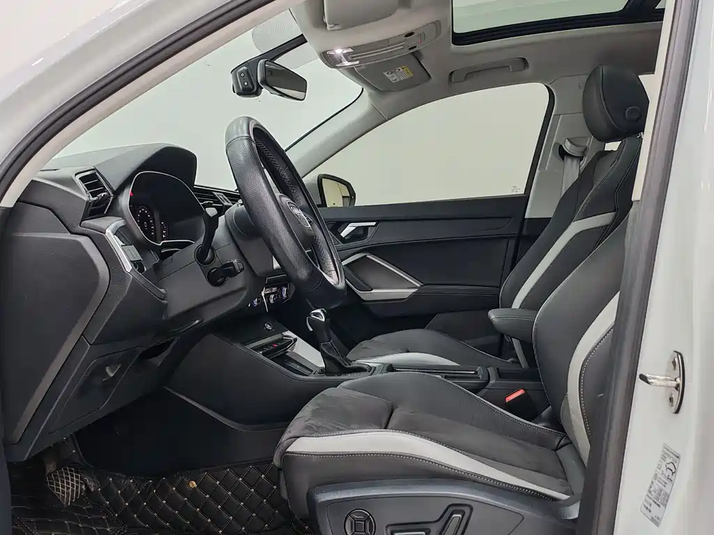 Audi Audi Q3 2022 35 TFSI Sportback Dynamic 2022 - thumbnail 7