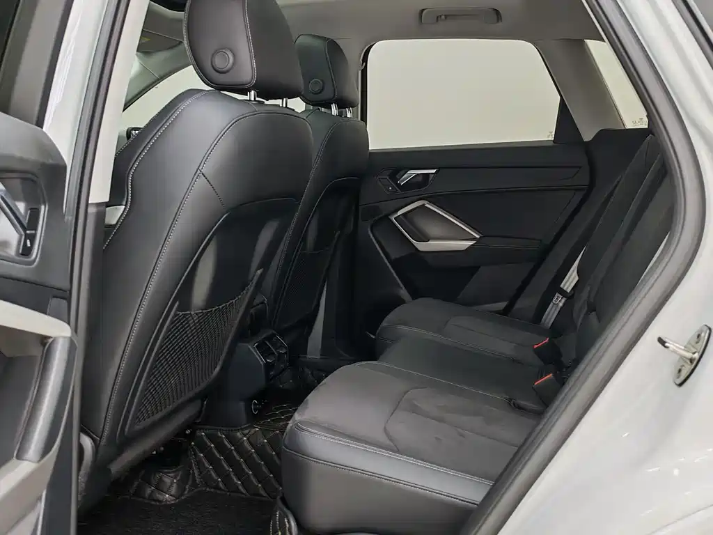 Audi Audi Q3 2022 35 TFSI Sportback Dynamic 2022 - thumbnail 8