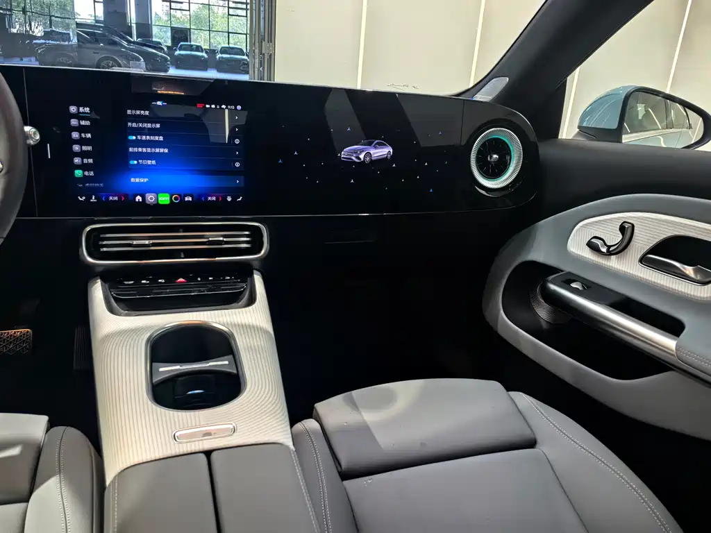 Mercedes-Benz Mercedes-Benz CLA New Energy 2025 Model 300L Ultra Long Range Intelligent Edition 2025 - thumbnail 6