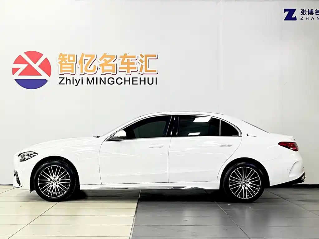 Mercedes-Benz Mercedes-Benz C-Class 2024 Facelift C 260 L Sport Edition 2024 - thumbnail 4
