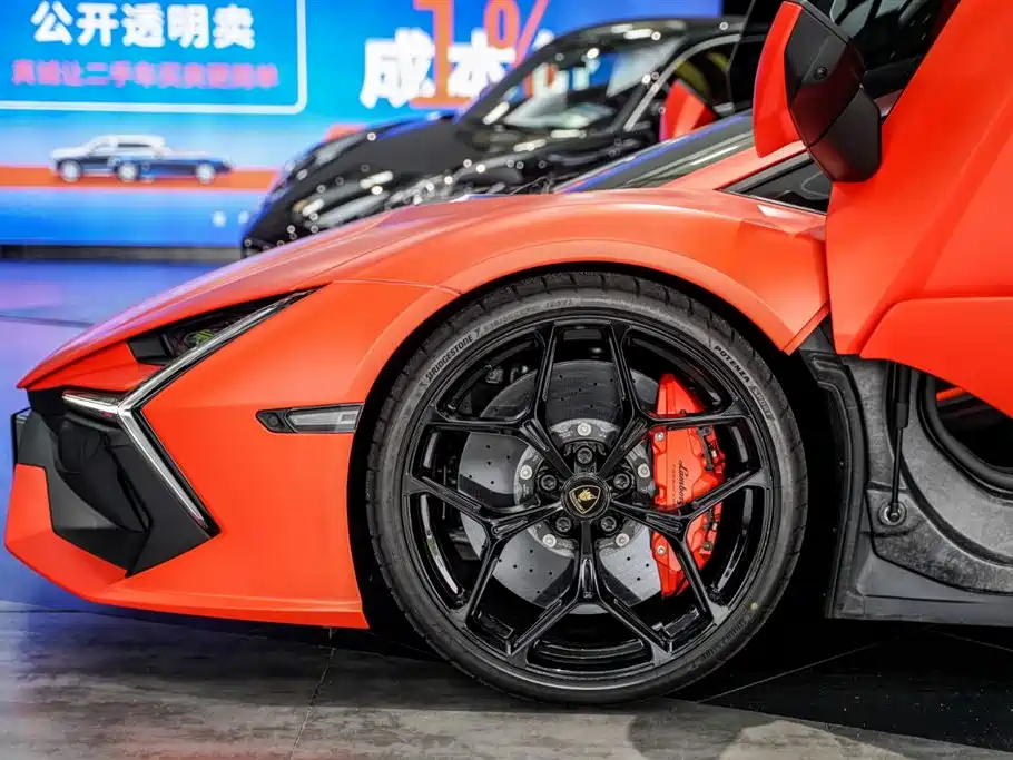 Lamborghini Lamborghini Revuelto 2026 - thumbnail 6