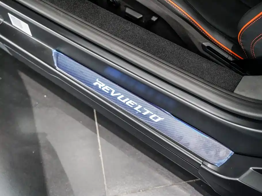 Lamborghini Lamborghini Revuelto 2026 - thumbnail 15