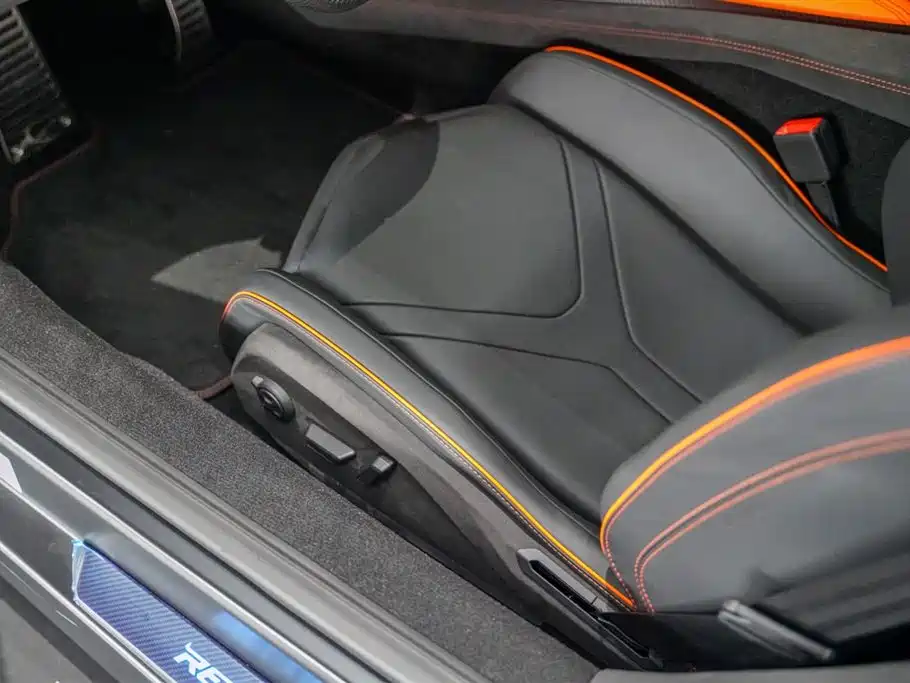 Lamborghini Lamborghini Revuelto 2026 - thumbnail 16