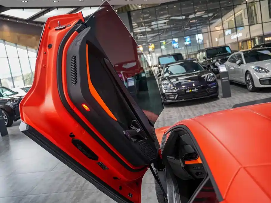 Lamborghini Lamborghini Revuelto 2026 - thumbnail 19