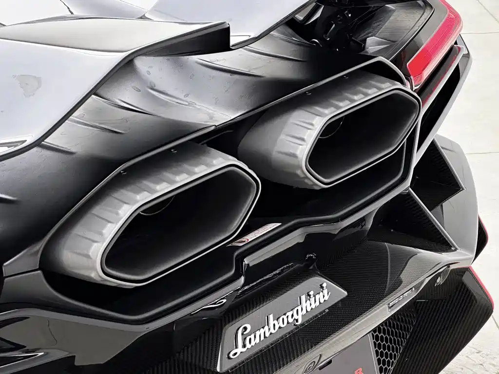Lamborghini Revuelto 2023 6.5L PHEV Standard Edition 2025 - thumbnail 11