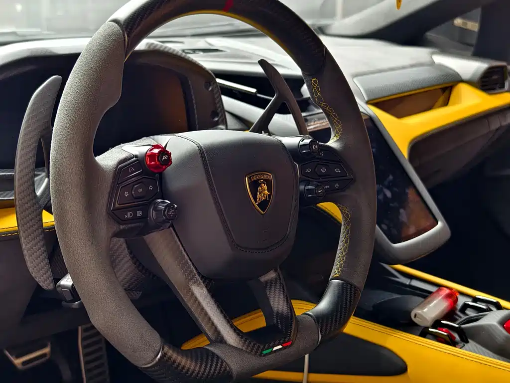 Lamborghini Revuelto 2023 6.5L PHEV Standard 2025 - thumbnail 8