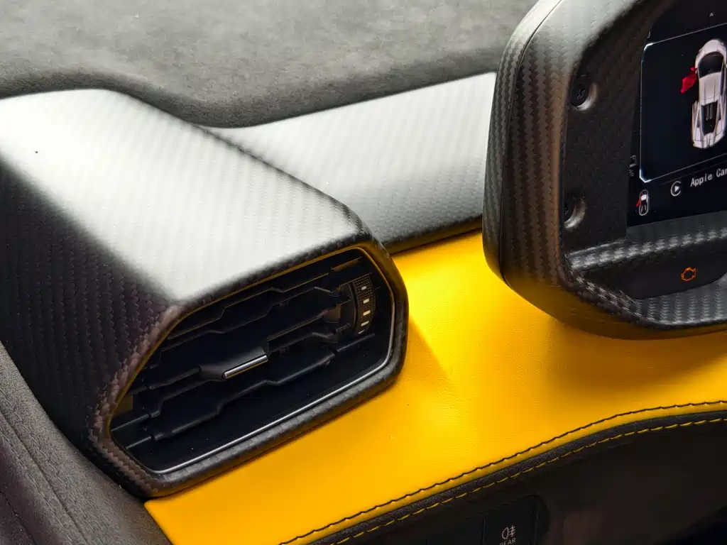 Lamborghini Revuelto 2023 6.5L PHEV Standard 2025 - thumbnail 9