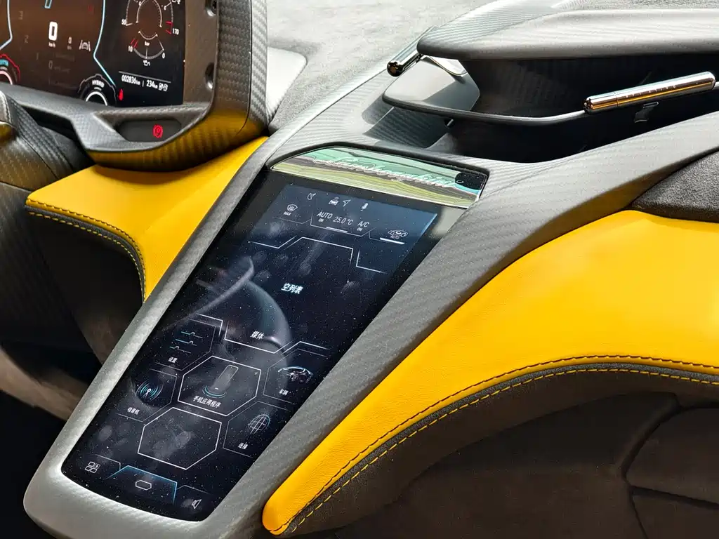 Lamborghini Revuelto 2023 6.5L PHEV Standard 2025 - thumbnail 12
