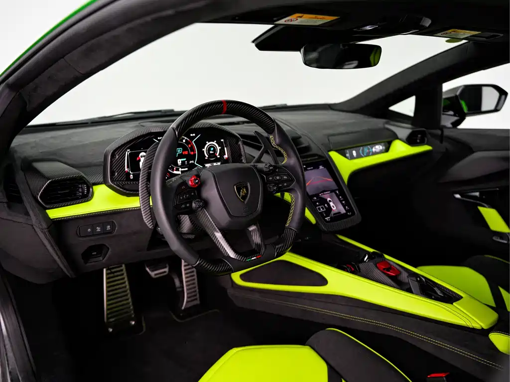 Lamborghini Lamborghini Revuelto 2023 6.5L PHEV Standard 2025 - thumbnail 27