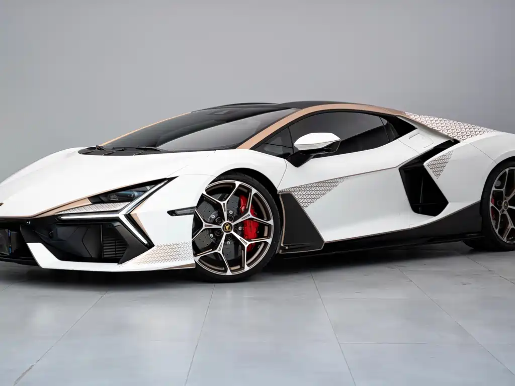 Lamborghini Revuelto 2023 6.5L PHEV Standard Edition 2025 - thumbnail 2