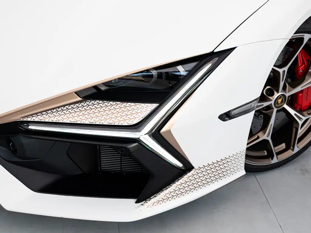 Lamborghini Revuelto 2023 6.5L PHEV Standard Edition 2025 - thumbnail 5