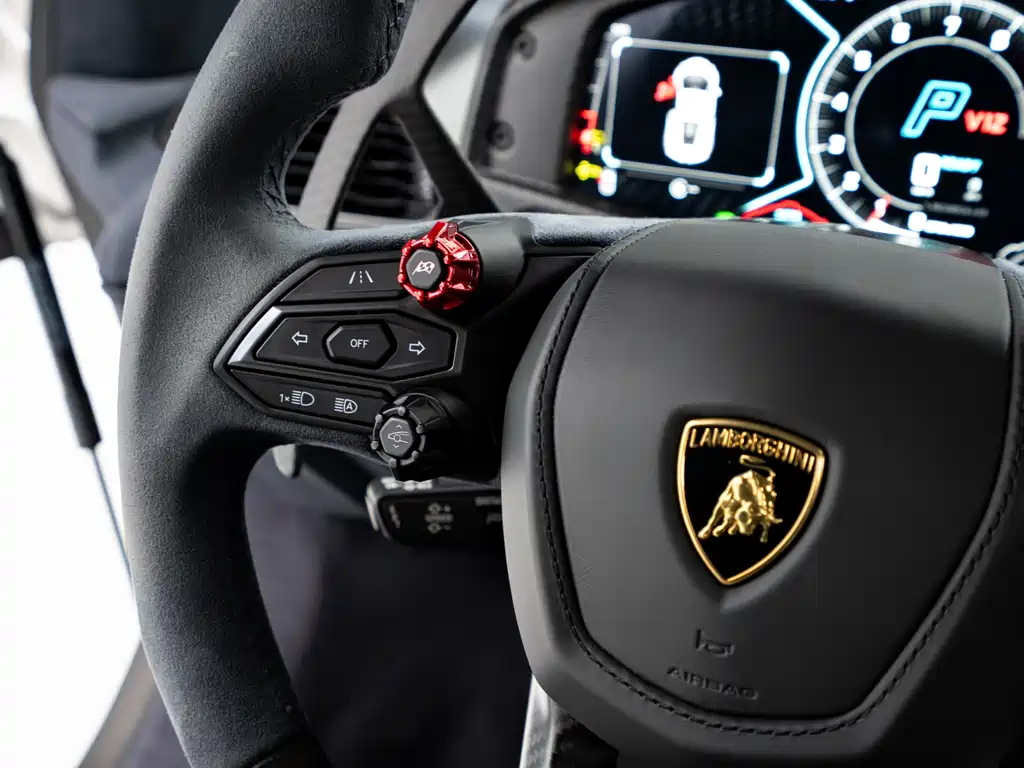 Lamborghini Revuelto 2023 6.5L PHEV Standard Edition 2025 - thumbnail 10