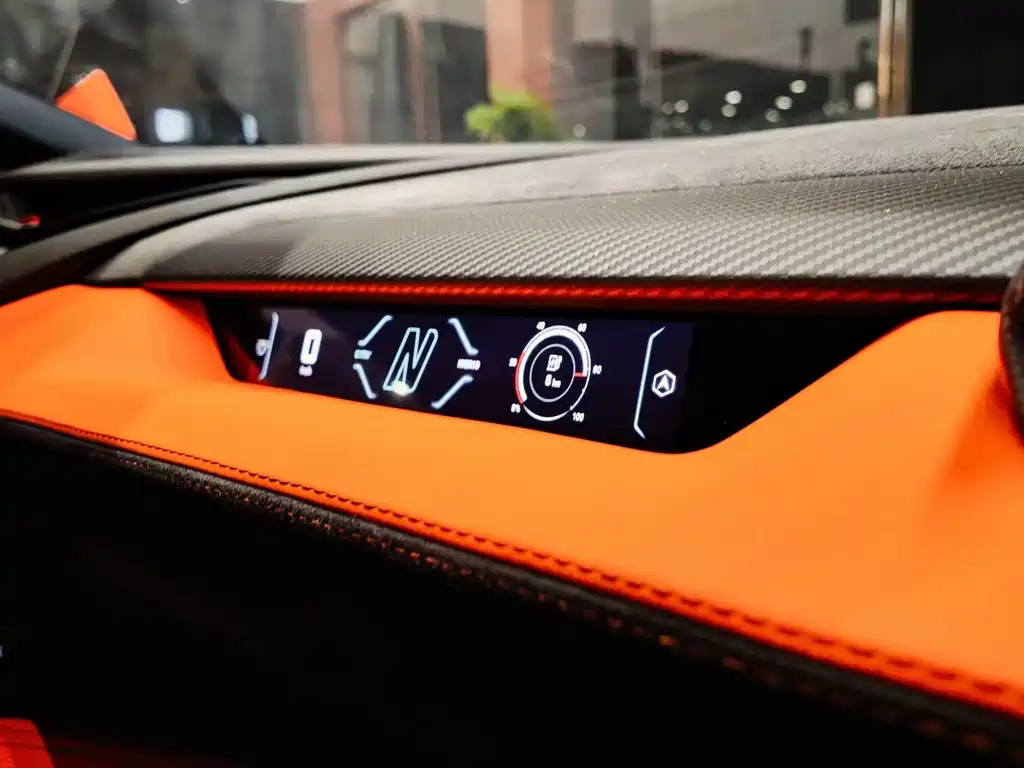 Lamborghini Revuelto 2025 - thumbnail 8