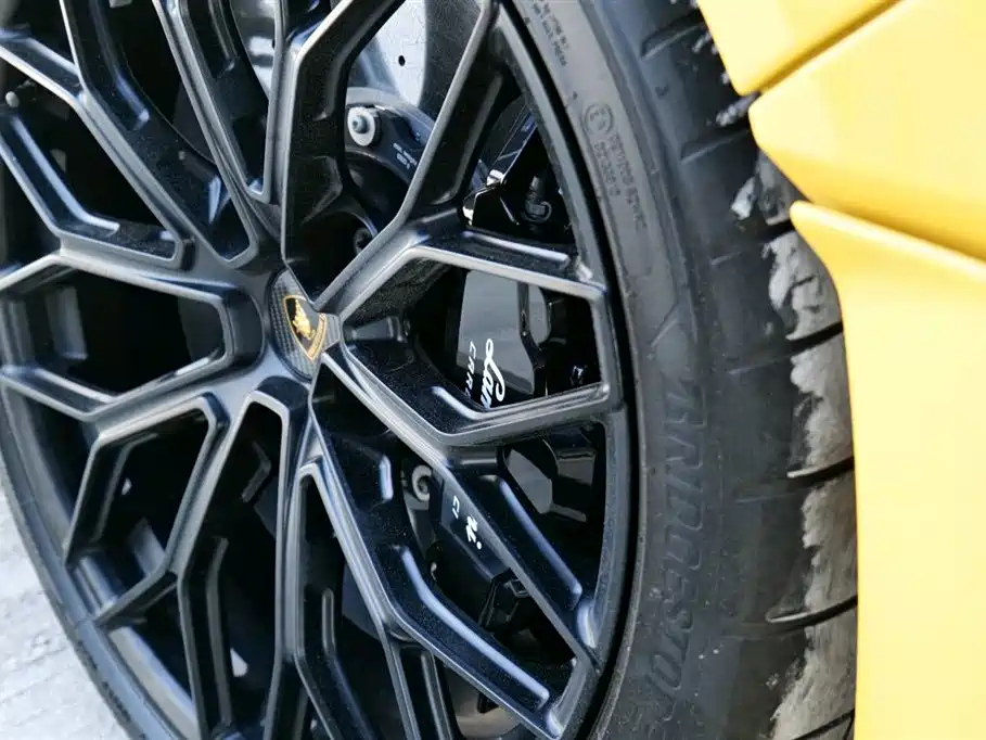 Lamborghini Lamborghini Revuelto 6.5L PHEV 2025 - thumbnail 16