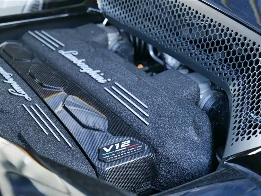 Lamborghini Lamborghini Revuelto 6.5L PHEV 2025 - thumbnail 17