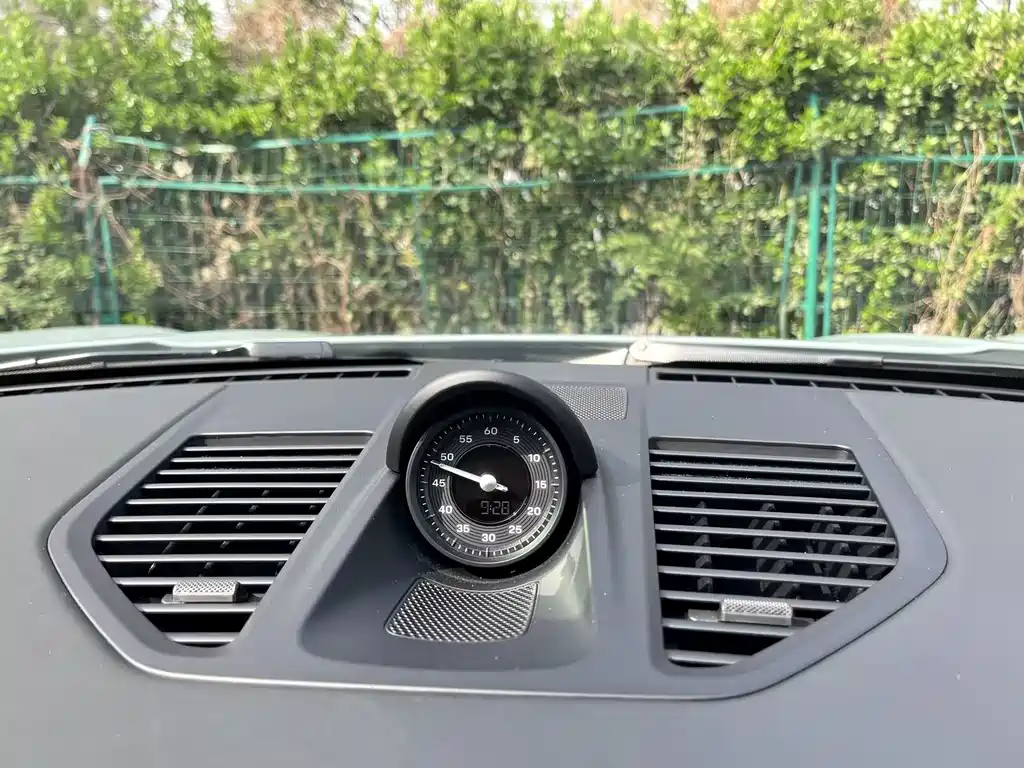 Porsche Porsche 911 Carrera 2025 - thumbnail 18