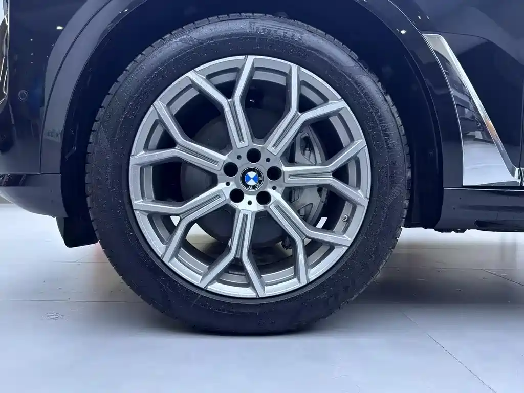 BMW BMW X7 xDrive40i Leading Luxury Package 2026 - thumbnail 9