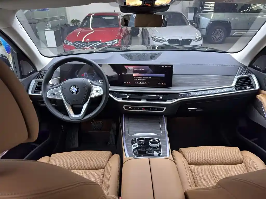 BMW BMW X7 xDrive40i Leading Luxury Package 2026 - thumbnail 10