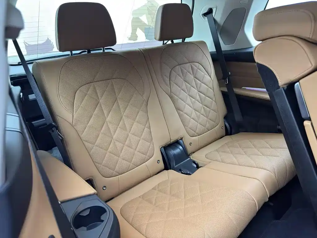 BMW BMW X7 xDrive40i Leading Luxury Package 2026 - thumbnail 17