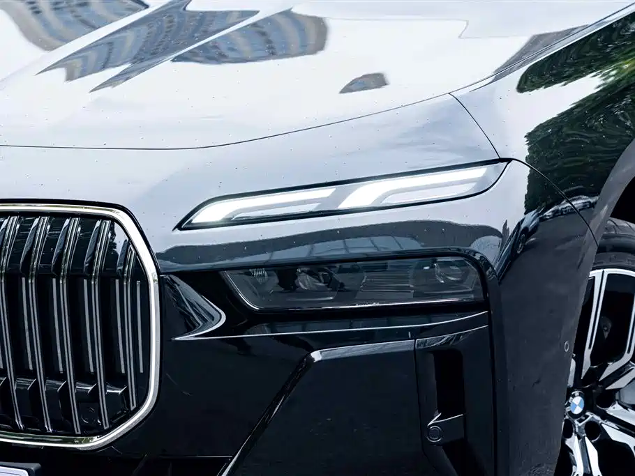BMW BMW 7 Series 2026 735Li M Sport Package 2026 - thumbnail 4