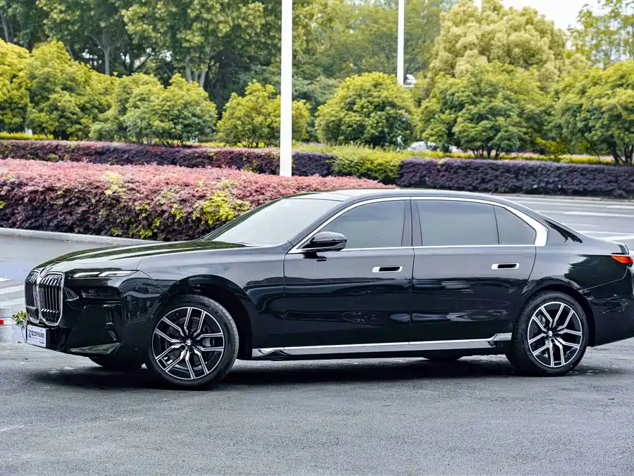 BMW BMW 7 Series 2026 735Li M Sport Package 2026 - thumbnail 5
