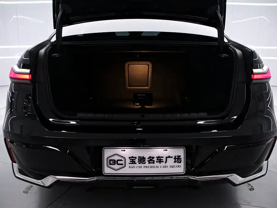 BMW BMW 7 Series 740Li Leading Edition M Sport Package 2026 - thumbnail 15