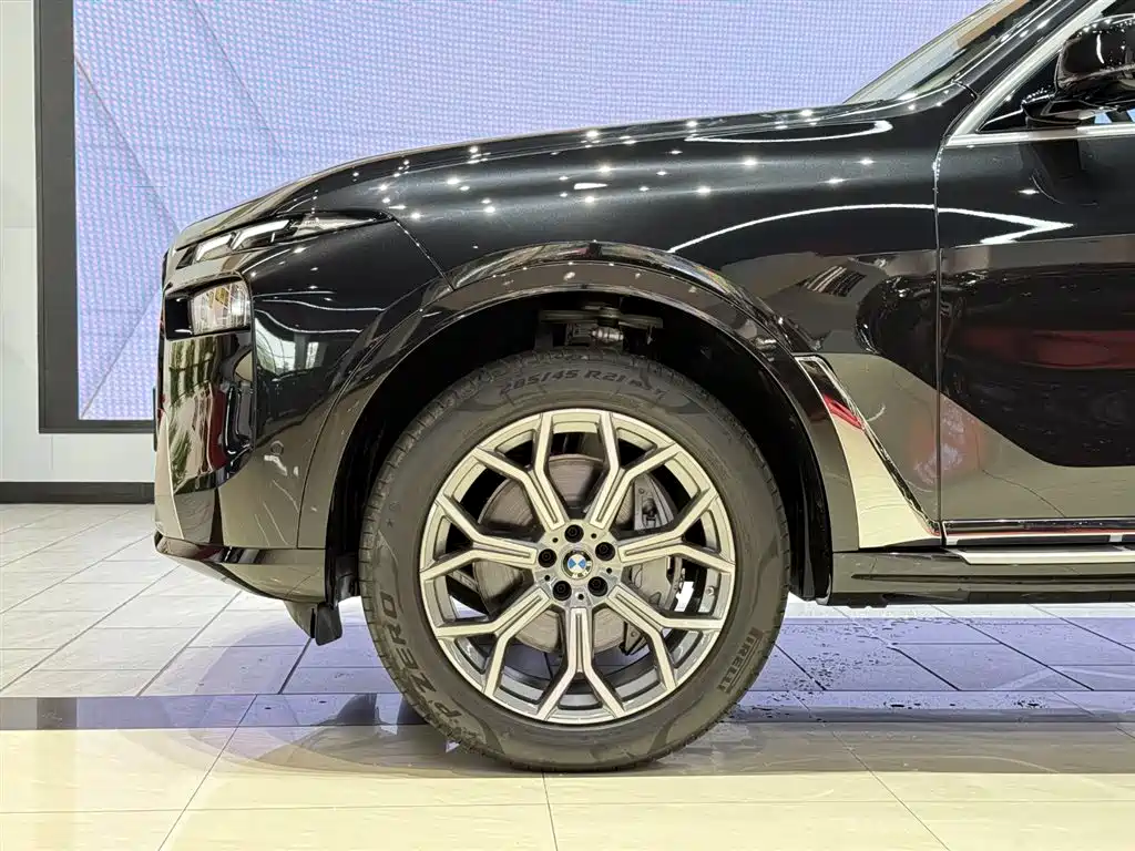 BMW BMW X7 xDrive40i Leading Luxury Package 2026 - thumbnail 5