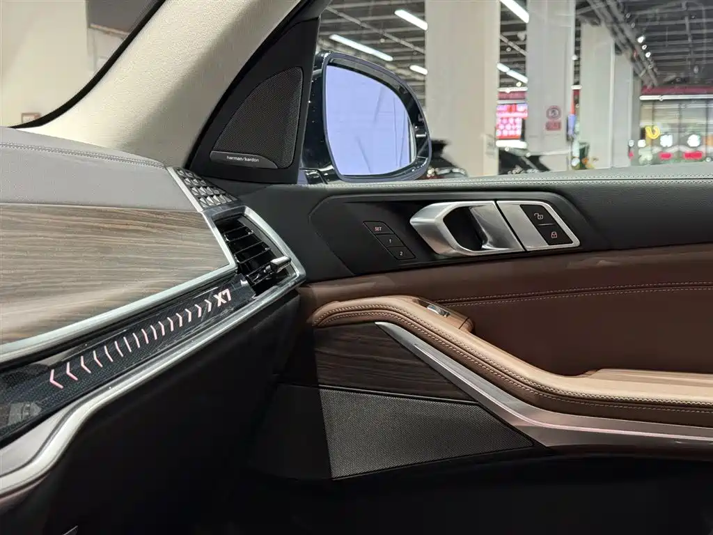 BMW BMW X7 xDrive40i Leading Luxury Package 2026 - thumbnail 14