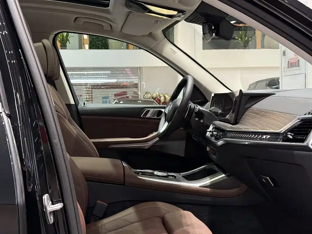 BMW BMW X7 xDrive40i Leading Luxury Package 2026 - thumbnail 19