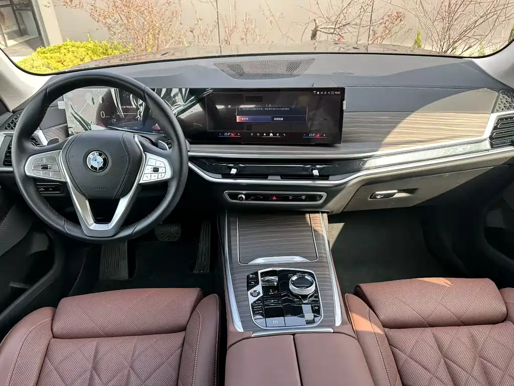 BMW BMW X7 2024 xDrive40i Leading Luxury Package 2025 - thumbnail 6