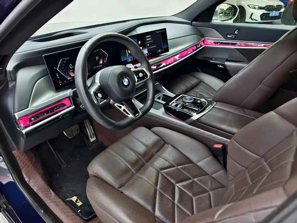 BMW BMW 7 Series 2023 740Li Executive M Sport Package 2023 - thumbnail 4