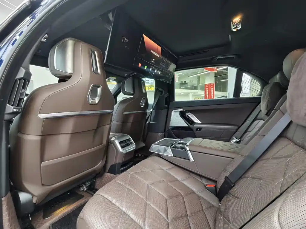 BMW BMW 7 Series 2023 740Li Executive M Sport Package 2023 - thumbnail 7