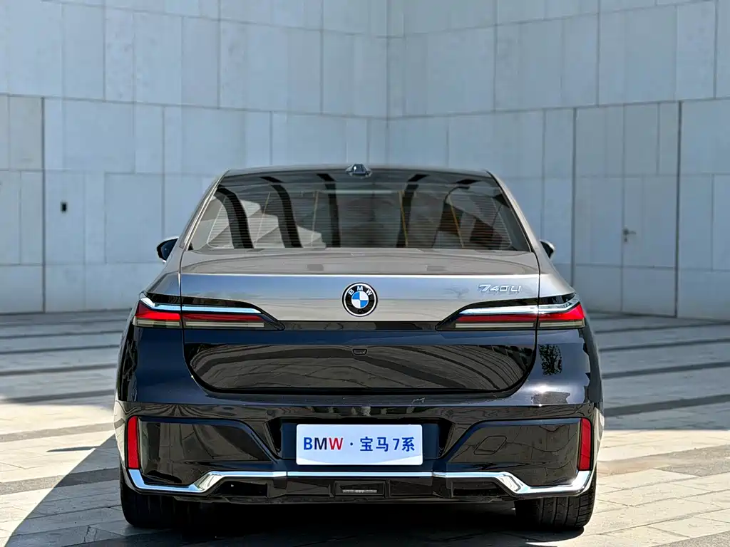 BMW BMW 735Li M Sport 2024 - thumbnail 18