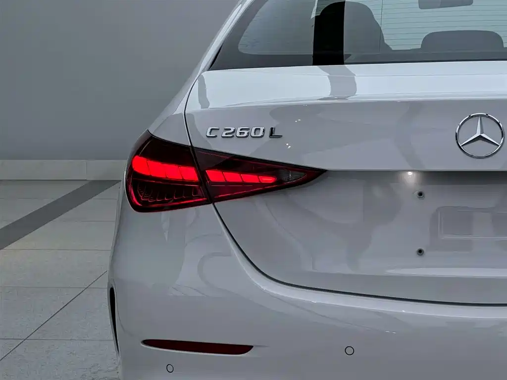 Mercedes-Benz Mercedes-Benz C 260 L Sport 2026 - thumbnail 6