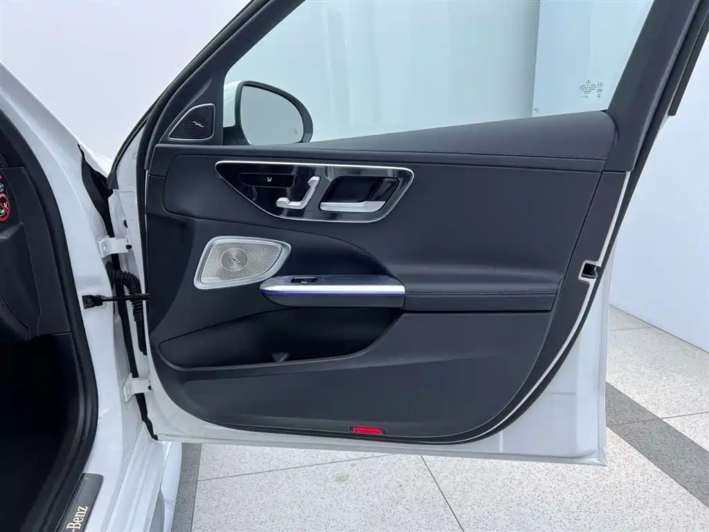Mercedes-Benz Mercedes-Benz C 260 L Sport 2026 - thumbnail 18