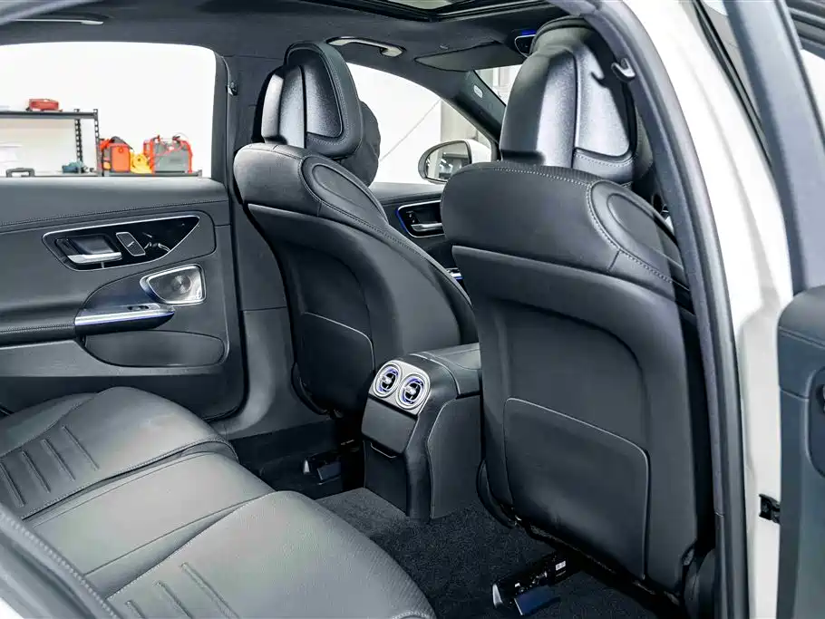 Mercedes-Benz Mercedes-Benz C-Class 2026 C 260 L Sport 2026 - thumbnail 20