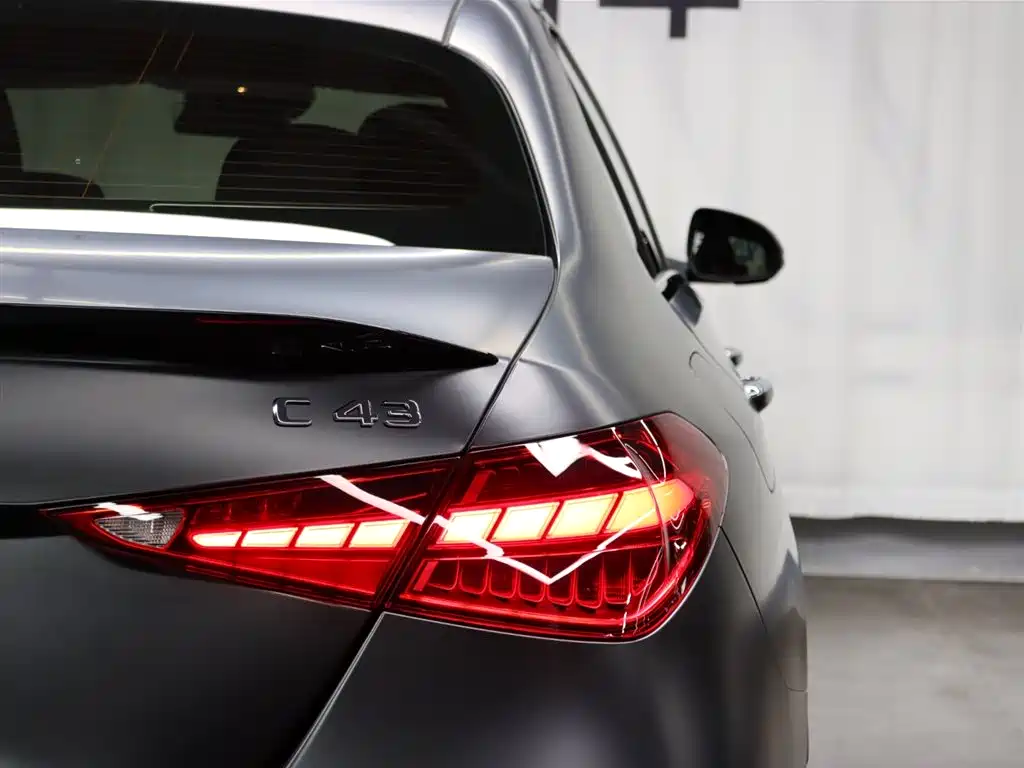 Mercedes-Benz Mercedes-AMG C 43 4MATIC 2024 2024 - thumbnail 24