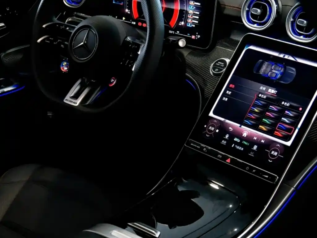 Mercedes-Benz Mercedes-Benz AMG C 43 4MATIC 2025 - thumbnail 5