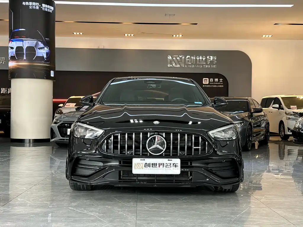 Mercedes-Benz Mercedes-AMG C 43 4MATIC 2025 - thumbnail 2