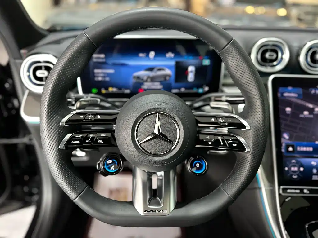 Mercedes-Benz Mercedes-AMG C 43 4MATIC 2025 - thumbnail 11