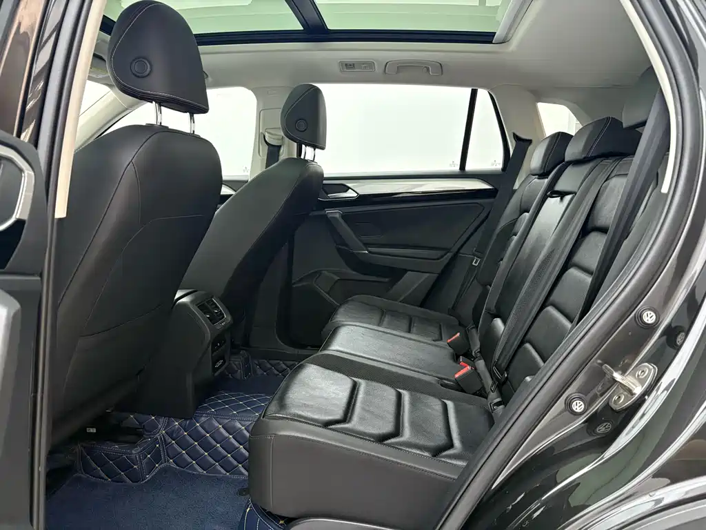 Honda Honda Breeze 2023 240TURBO FWD Luxury Edition 5-Seater 2024 - thumbnail 6